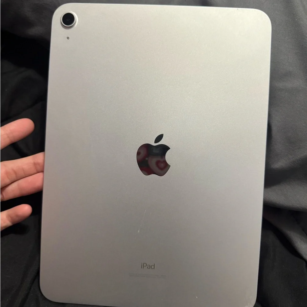 Apple Tablet - Sleek Silver Finish